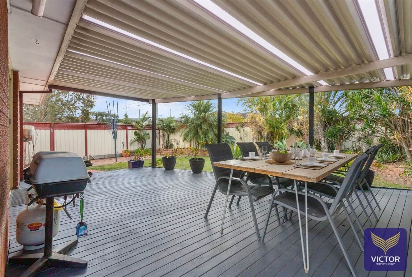 1 Orleans Cres Toongabbie NSW 2146