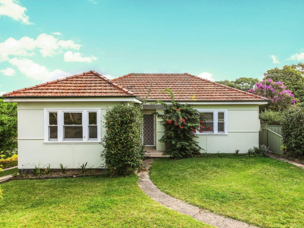 11 Alan Ave Hornsby NSW 2077
