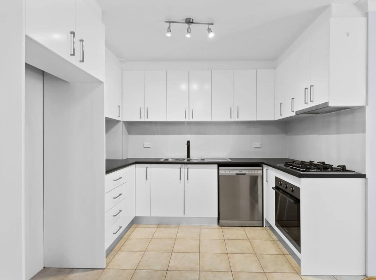 17/8 Fourth Avenue Blacktown NSW 2148