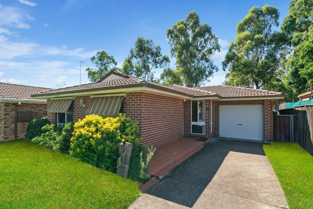 14/31 Perigee Close Doonside NSW 2767